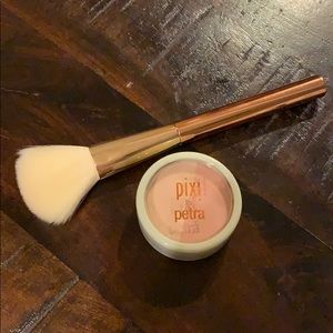 Pixi by Petra Blush Duo and Rose Gold Blush Brush